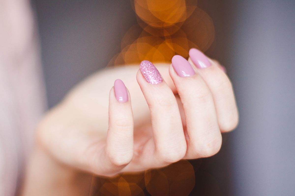 No-chip manicure by TheNailBox in Chicago